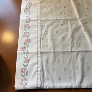 Vtg Steven Punk Floral Set Of 2 Standard Pillowcases Little Pink Flowers Percale